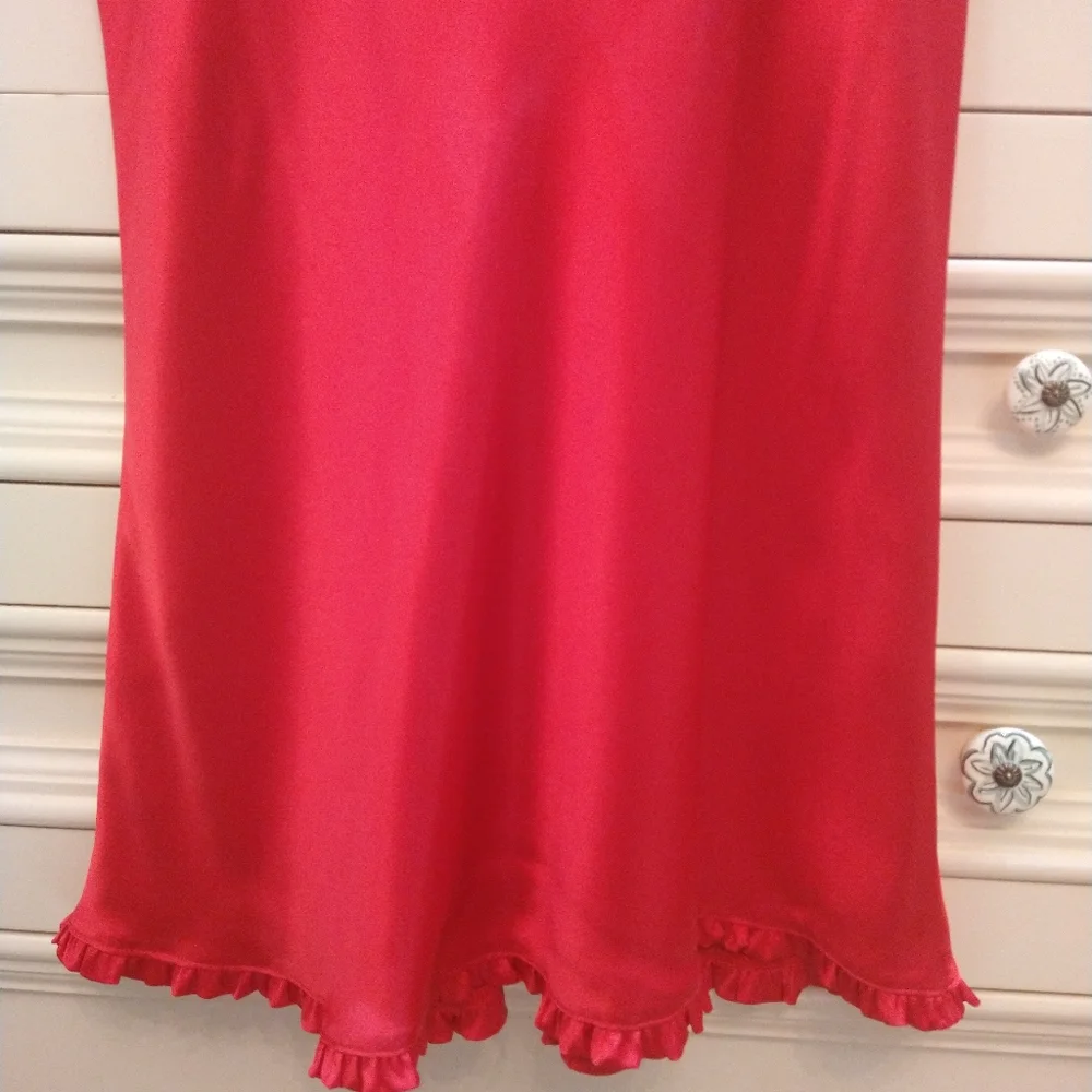 Vintage Victoria's Secret Angel Sz S Red Camisole 100 % Polyester Ruffle Angel - Picture 7 of 10
